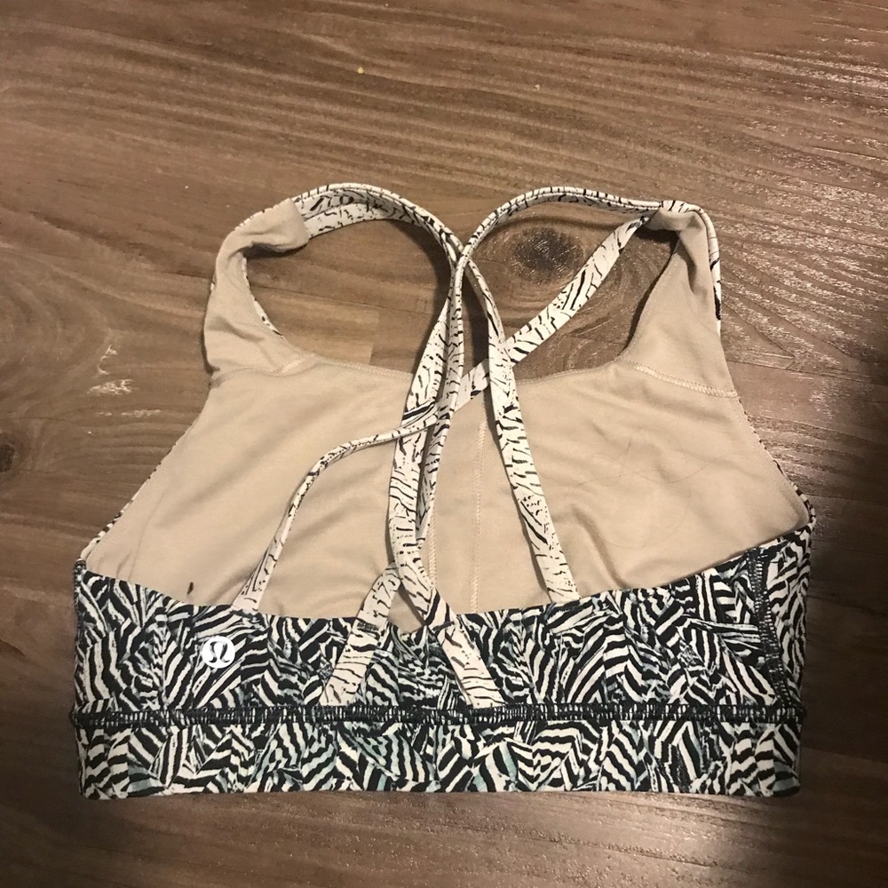 Size 4 lululemon supportive bra